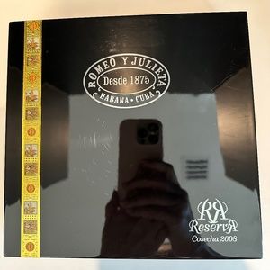 RR Reserve Romeo Y Julieta HABANA CUBA CHURCHILLS | BLACK EMPTY CIGAR BOX LTD